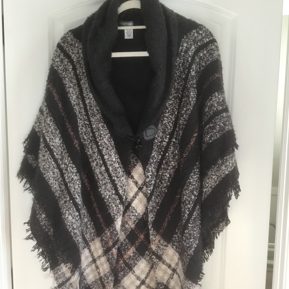 Accessory ST Poncho Wrap